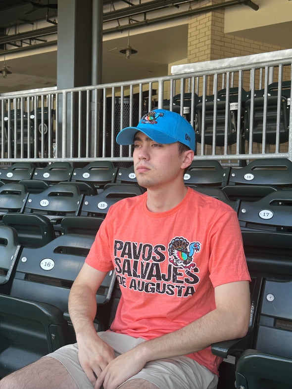 Pavos Salvajes de Augusta Butkus Tee